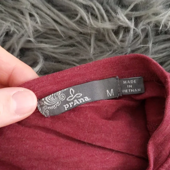 Prana Twist Back Top - Picture 2 of 3